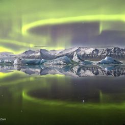  Aurora over Icelandic Glacier 