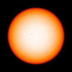 Merkür Sakin Bir Güneş'in Önünden Geçiyor