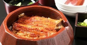 Explore 300-Year-Old Eel Delight At Izuhei