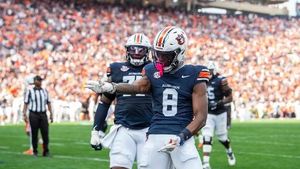 Auburn Star Receiver Cam Coleman Set To Enter Transfer Portal