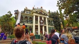 Disneyland Guest Dies After Haunted Mansion Ride