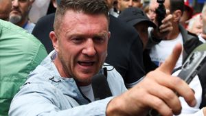 Protests Erupt Over Tommy Robinson's Imprisonment