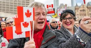 New Bill Aims To Extend Stay For Canadian Snowbirds