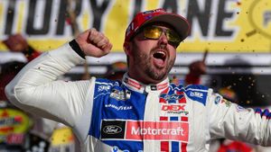 Josh Berry Claims First NASCAR Cup Victory At Las Vegas