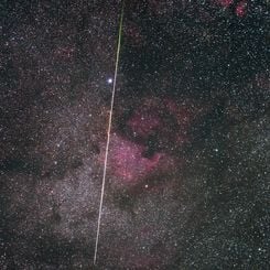  Lyrid Meteor Streak 