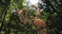Newly found dino’s claws were like ‘oversized barbecue tongs’