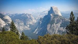 BASE Jumping Surge Hits Yosemite Amid Shutdown Lapses