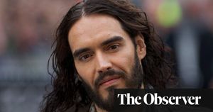 BBC Apologizes For Handling Russell Brand Complaints