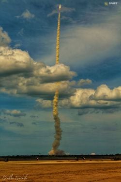 Chandrayaan-3 Ay'a Fırlatıldı