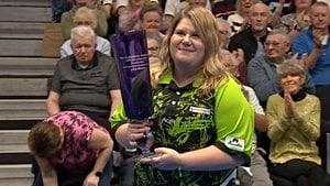 Katherine Rednall Clinches Seventh Title As Jason Banks Advances