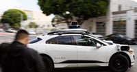 Waymo robotaxis can now map SFO