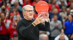 Geno Auriemma Becomes NCAA All-Time Wins Leader