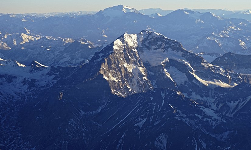 Düşünsel zirveler: And Dağları. Arabos Life, CC BY