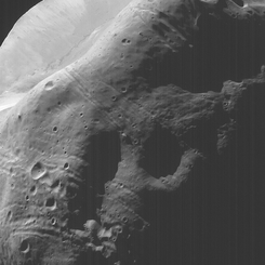 Phobos'ta Diz Boyu Toz