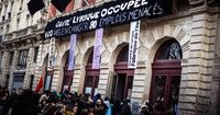 Gaîté lyrique : la préfecture de police de Paris ordonne l’évacuation des 500 jeunes migrants