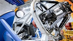 En son karanlık enerji araştırması verileri, karanlık enerjide zaman içinde olası değişimler olduğunu gösteriyor.