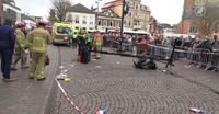 Tank trekt geluidsinstallatie omver bij bevrijdingsfeest Winterswijk, drie gewonden