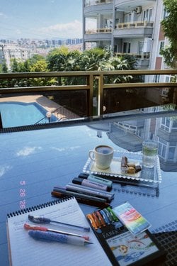 Renkli Kalemlerle Yazı Yazmanın Etkisi Nedir?