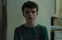 « Adolescence » : qui est Owen Cooper, la révélation de la série Netflix ? - Elle