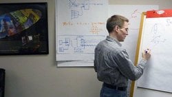 KAZAYLA DAHİ OLAN ADAM