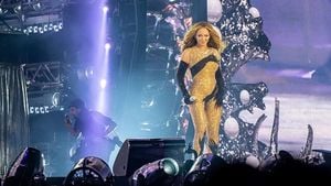 Beyoncé Announces Three Dates For Paris Concerts