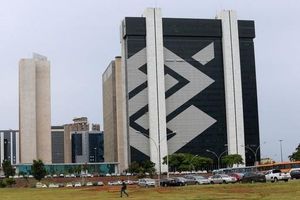 Nu Holdings Surges As Brazil’s Reinsurance Faces Uncertainty
