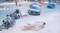 Bike Rider, Child Injured In Hit-and-Run Accident On Deoria Highway; CCTV Footage Surfaces