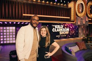 Kelly Clarkson Celebrates 1,000 Episodes Amid Show’s Growth