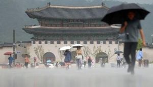 South Korea Faces Sweltering Heat And Sudden Showers