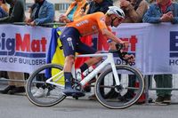 Mathieu van der Poel sees off challenge of Filippo Ganna and Tadej Pogacar for second Milan-Sanremo win | Flashscore.com