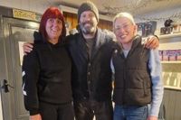 Jason Statham takes break from filming latest action movie at Wicklow coffee shop