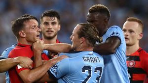 Sydney FC Denies Wanderers Derby Win With Late Equalizer