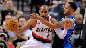 Trail Blazers Edge Suns 121-119 In Overtime Thriller