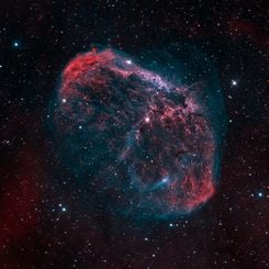  NGC 6888: The Crescent Nebula 