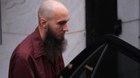 Pennsylvania man pleads guilty in arson attack at governor’s mansion while Shapiro’s family slept