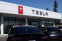 Tesla Stock Slides as Mizuho Trims Price Target on Weakening Demand