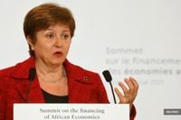 IMF chief warns of global economic uncertainty