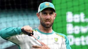 Glenn Maxwell Amazed By Young Bumrah Imitator During Practice