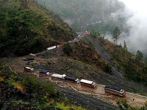 Srinagar-Jammu Highway Closed Due To Mudslide