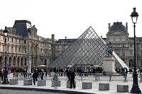 Two Suspects Arrested in Connection with Louvre Robbery