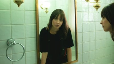 Aynalanmış Benlik Yanlış Tanımlaması Nedir? Belirtileri ve Tedavi Seçenekleri Nelerdir?