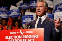 As Newsom bashed Trump in LA auditorium Border Patrol swarmed outside and made arrest