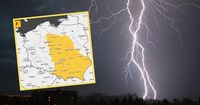 Gwałtowne burze przetoczą się dziś przez Polskę. Pojawiły się ważne alerty [MAPY]