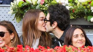 Blanca Suárez And Javier Rey Share Public Kiss At Tennis Final