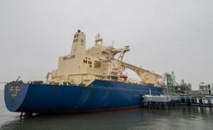 South Korea Weighs Increased LNG Imports From Russia Amid Domestic Turmoil