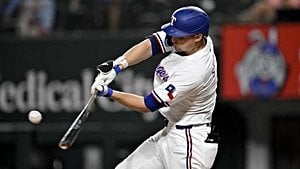 Puerto Rico Faces WBC Uncertainty As Giants Sign Arraez