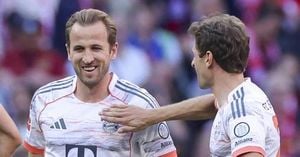 Thomas Müller Bids Emotional Farewell After 25 Years