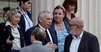 French Prime Minister Bayrou Loses Confidence Vote, Putting Pressure on Macron