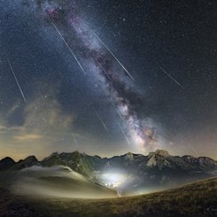  Perseids over the Pyrénées 