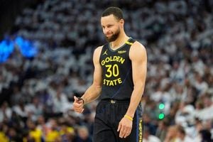 Warriors Face Playoff Challenge After Curry's Injury